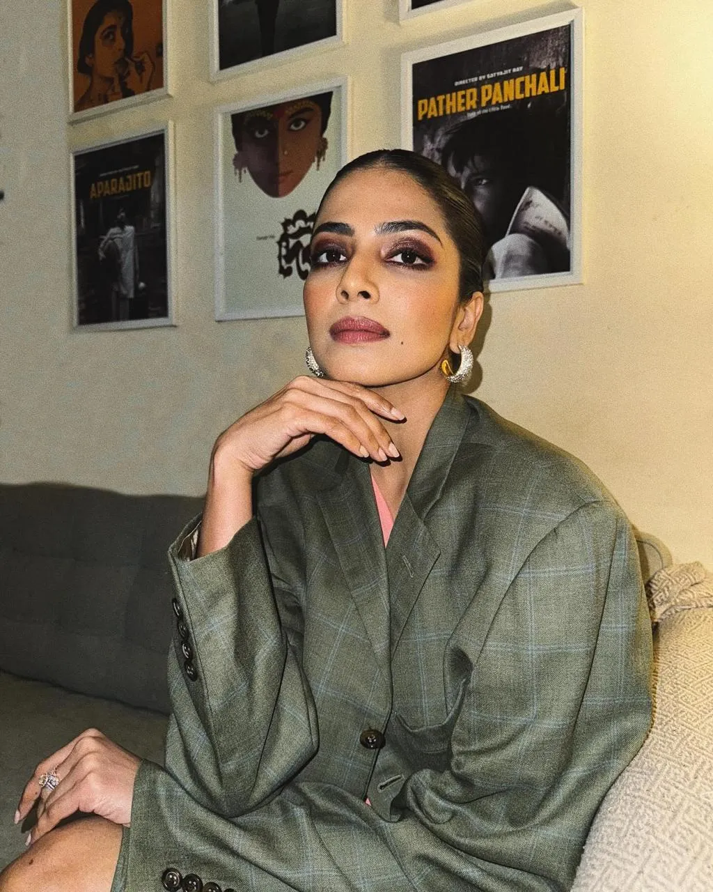 Hot Malavika Mohanan Stylish Portrait in Grey Outfit