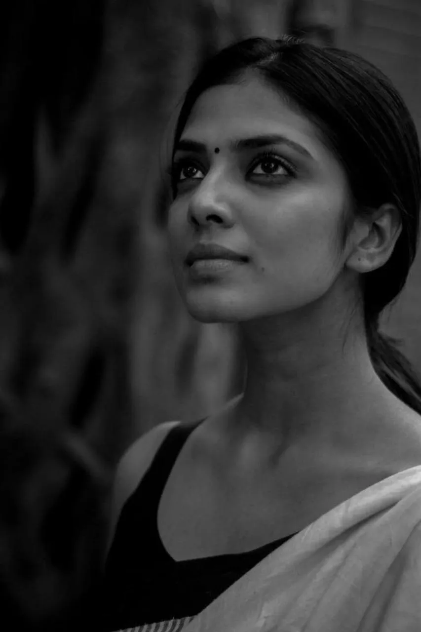 Malavika Mohanan Black and White Image with Natural Elegance