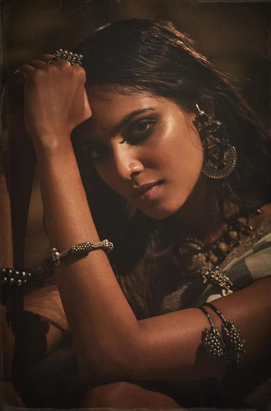Malavika Mohanan Charming in Warm Indoor Portrait Sitting
