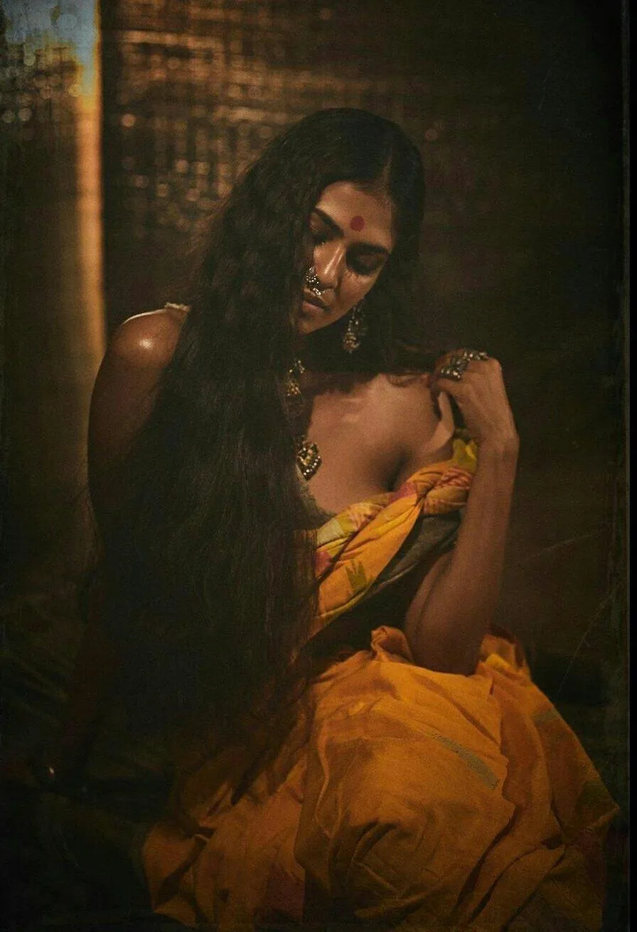 Malavika Mohanan Classic Timeless Beauty in Golden Light