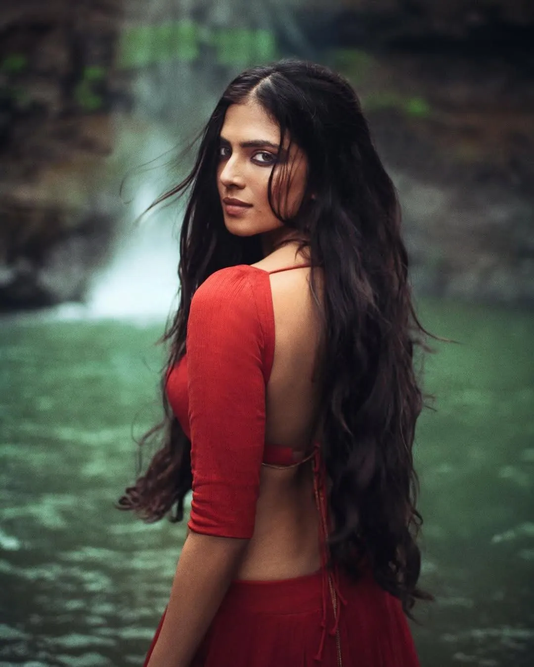 Malavika Mohanan Wearing Red Hottie Dress At Night Wallpaper