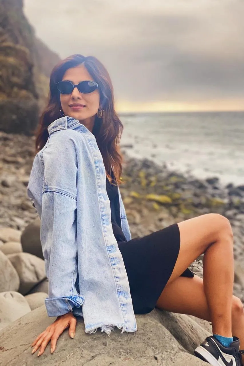 Relaxed Summer Style Worn by Malavika Mohanan Outdoors Image