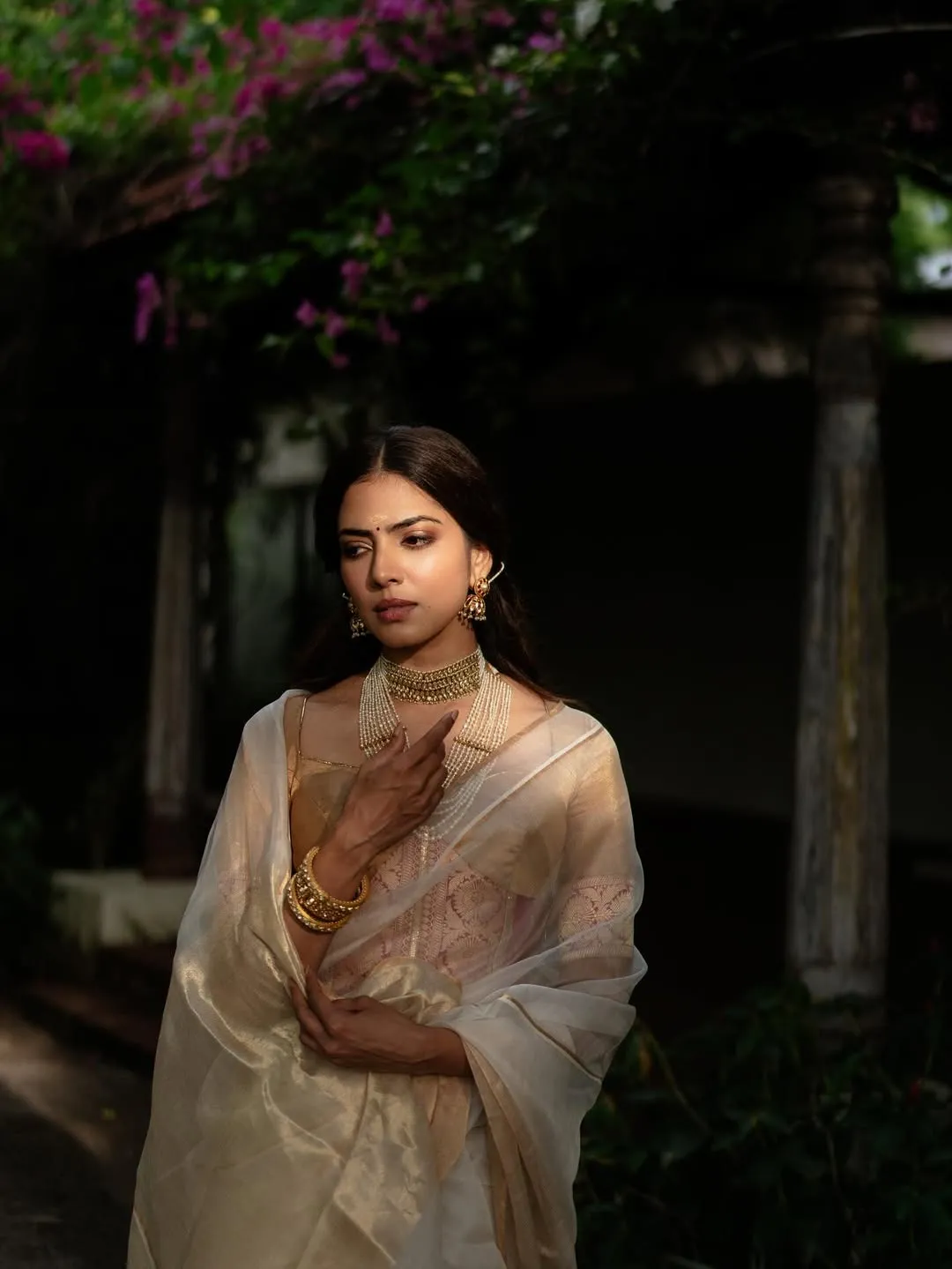 Sensual Malavika Mohanan Handsome Stunning Nature Background