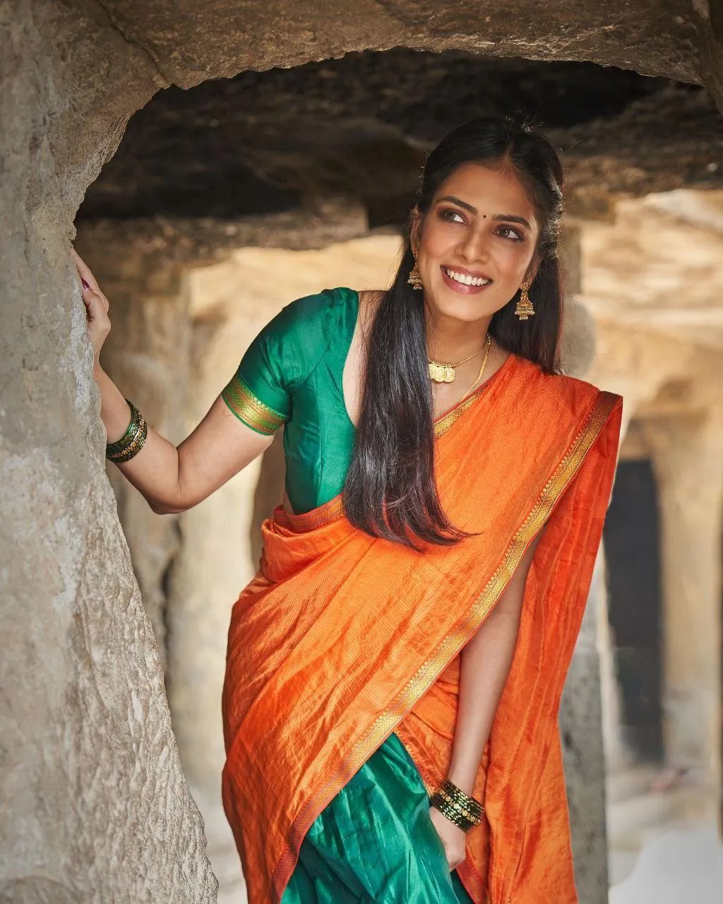 Sensual Malavika Mohanan in Orange Saree Traditional Smile