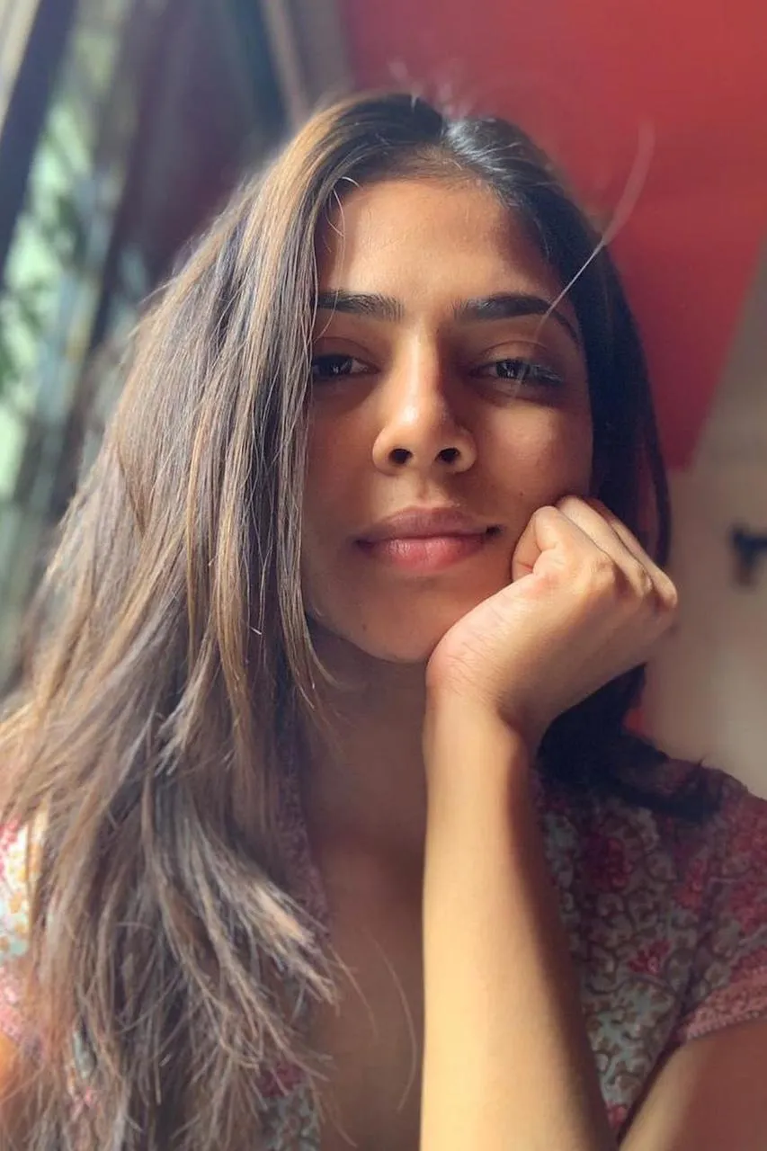 Stunning Attractive Malavika Mohanan in Thoughtful Pose