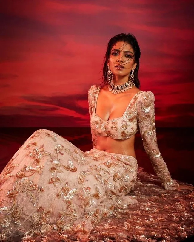 Stunning Malavika Mohanan Gorgeous Attractive Red Dress