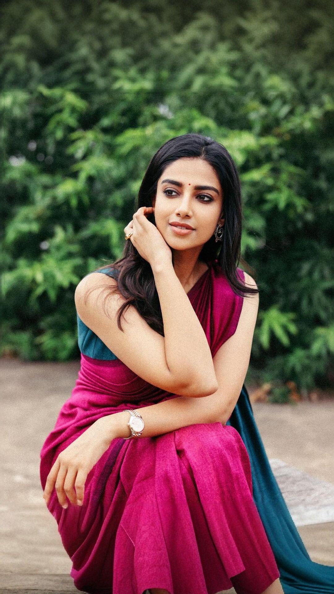 Meenakshi Saree Image