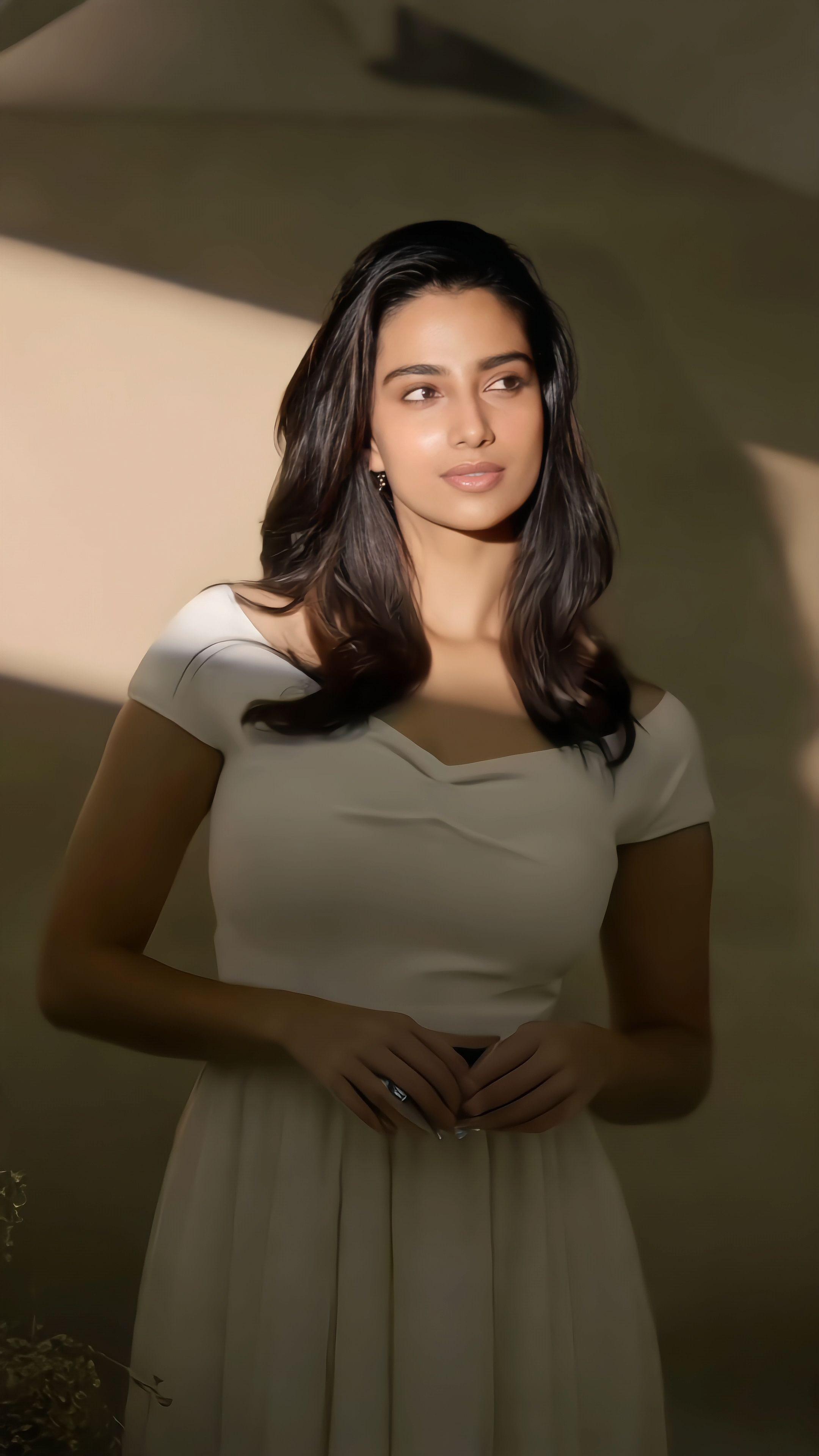 Meenakshi White Hd Wallpaper