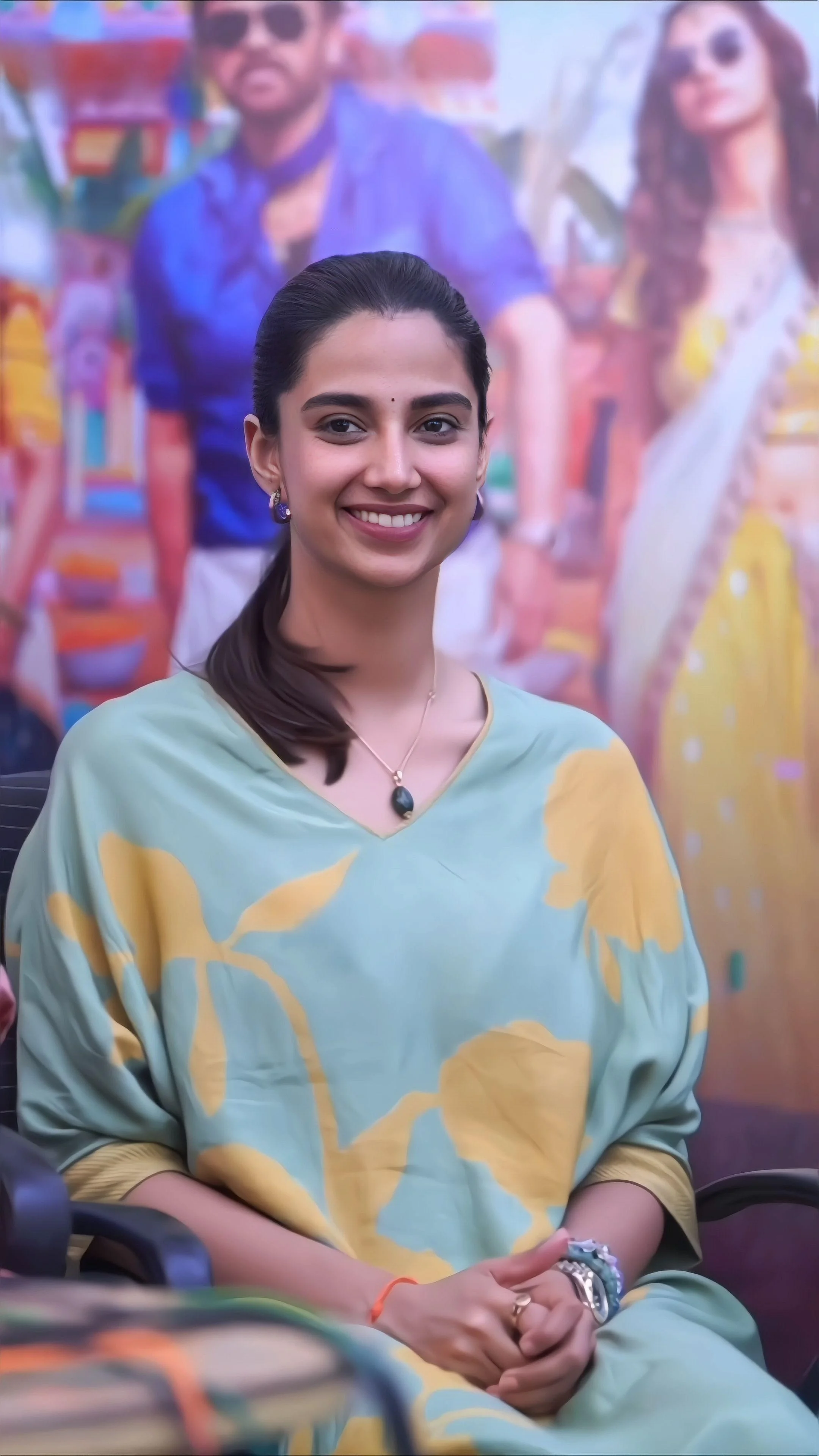 Meenakshi Chaudhary Candid Hd Photo