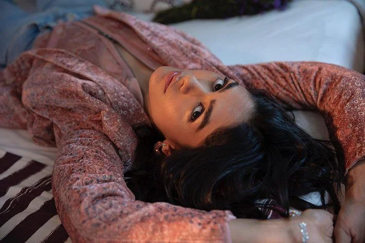 Actress Mrunal Thakur Cute Hd Photoshoot