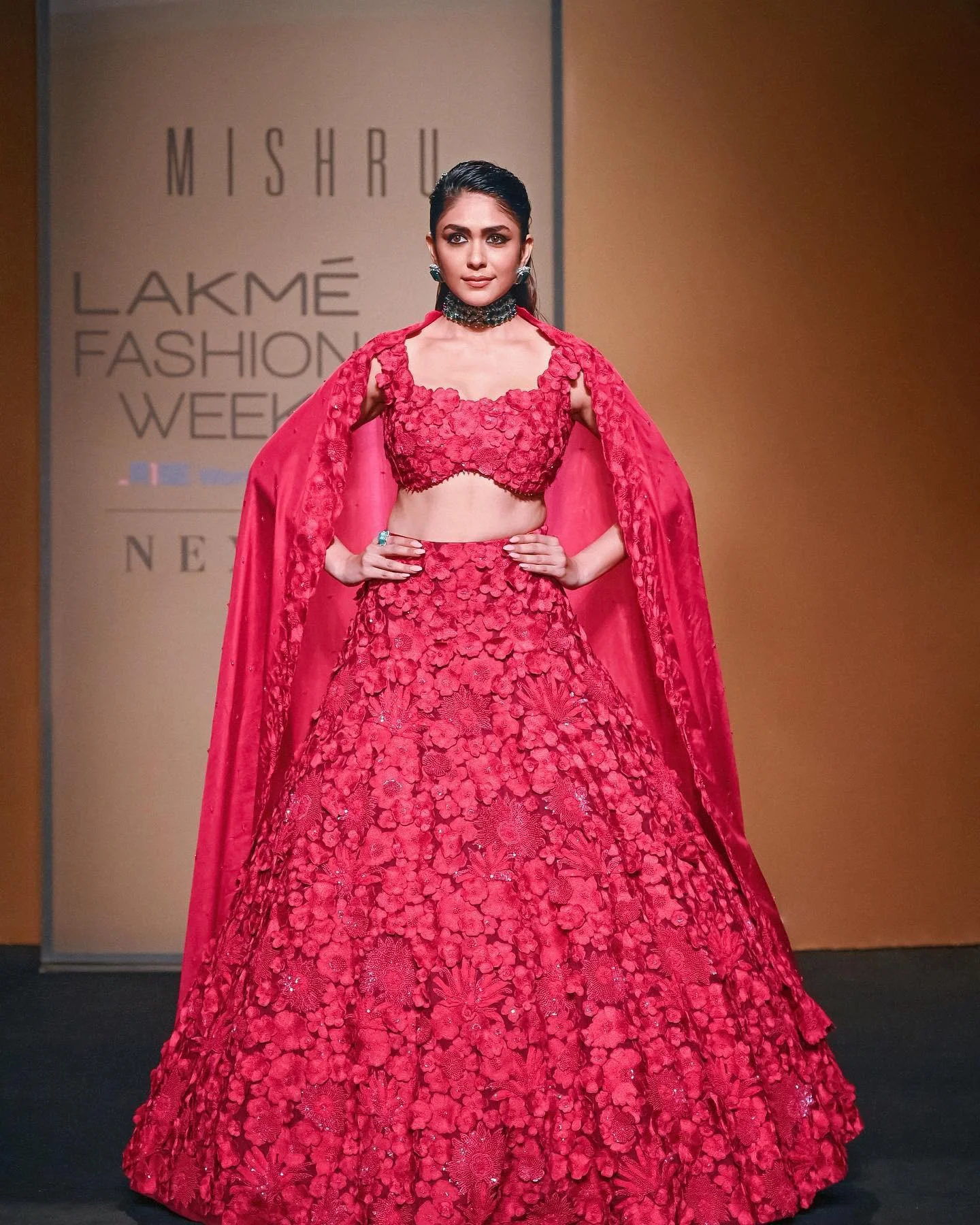 Actress Mrunal Thakur Stuns in Red floral lehenga wallpaper