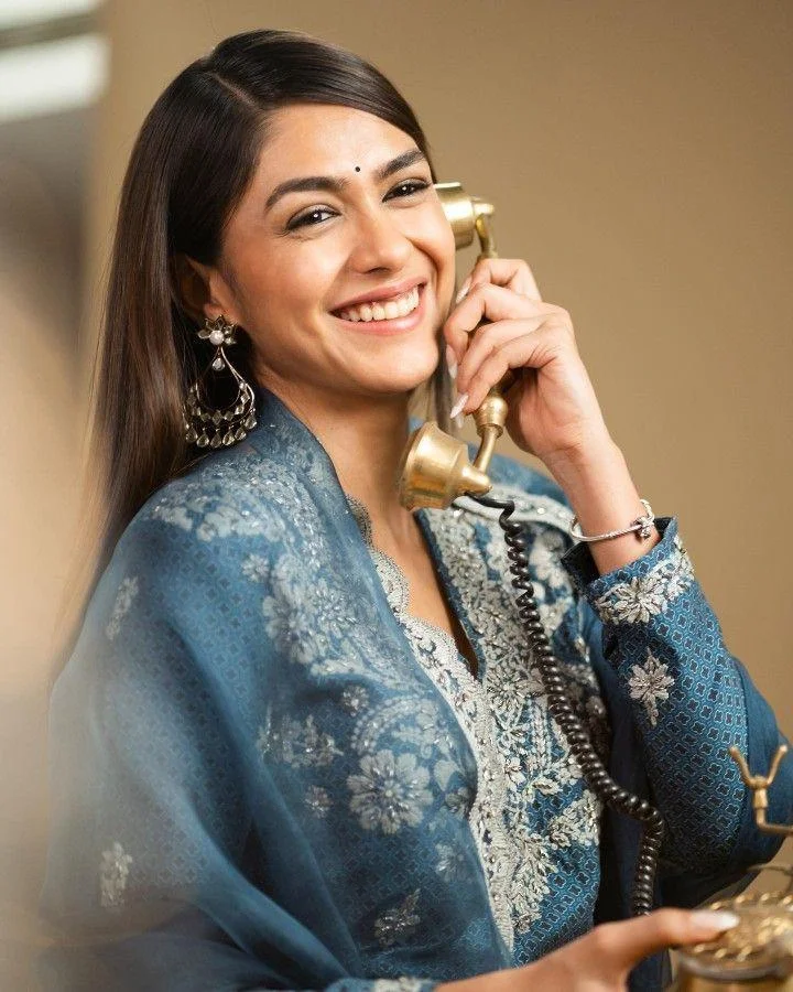 Mrunal Thakur in Blue Embroidered Kurta Hd Image
