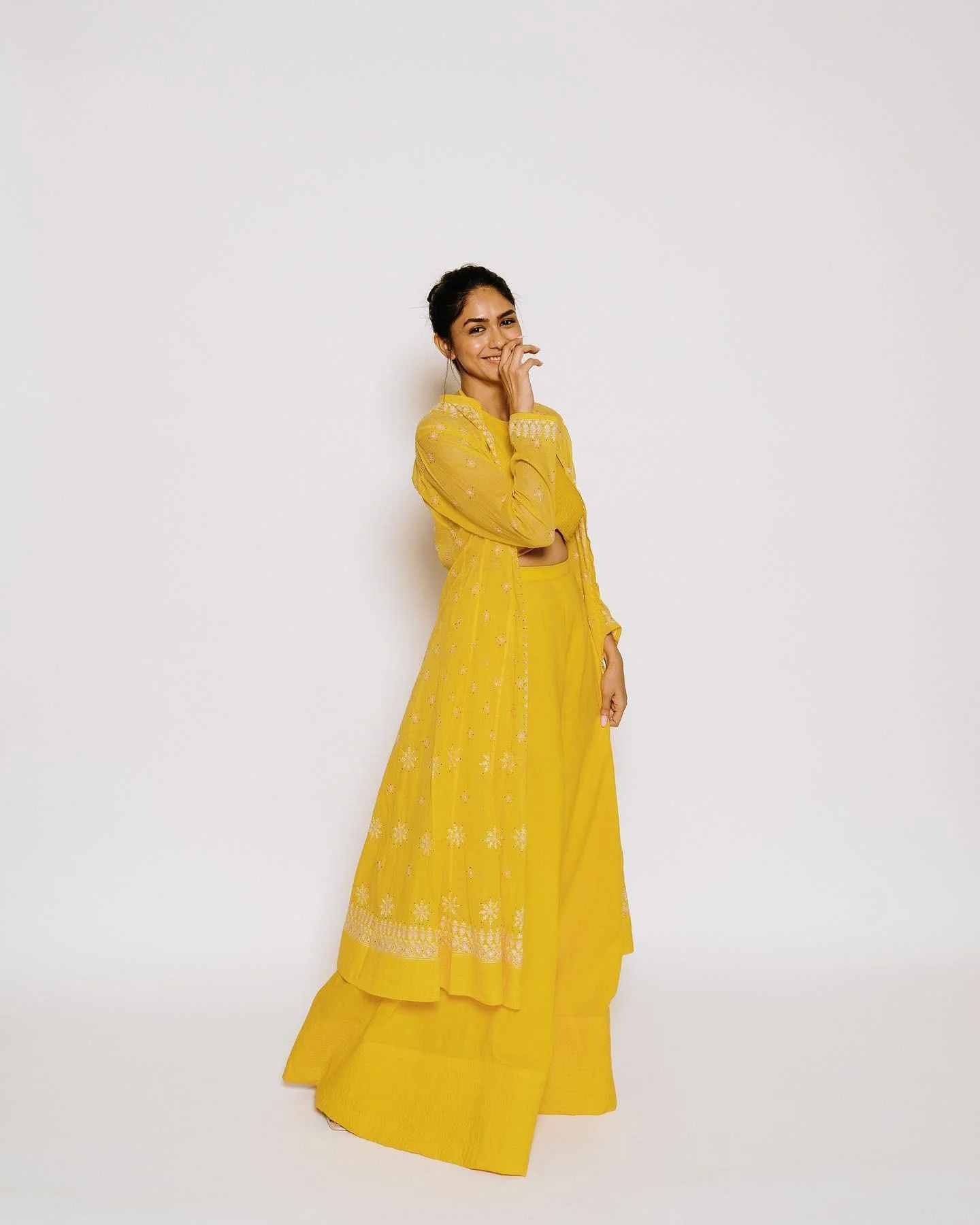 Mrunal Thakur in Yellow Traditional Dress HD Wallpaper