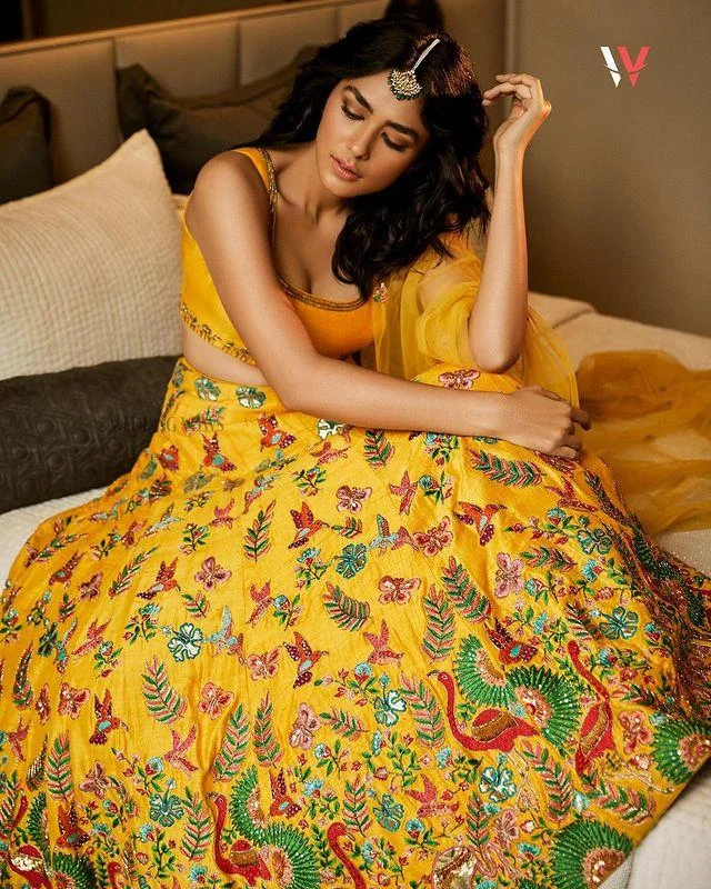Mrunal Thakur in Yellow Traditional Gown HD Wallpaper