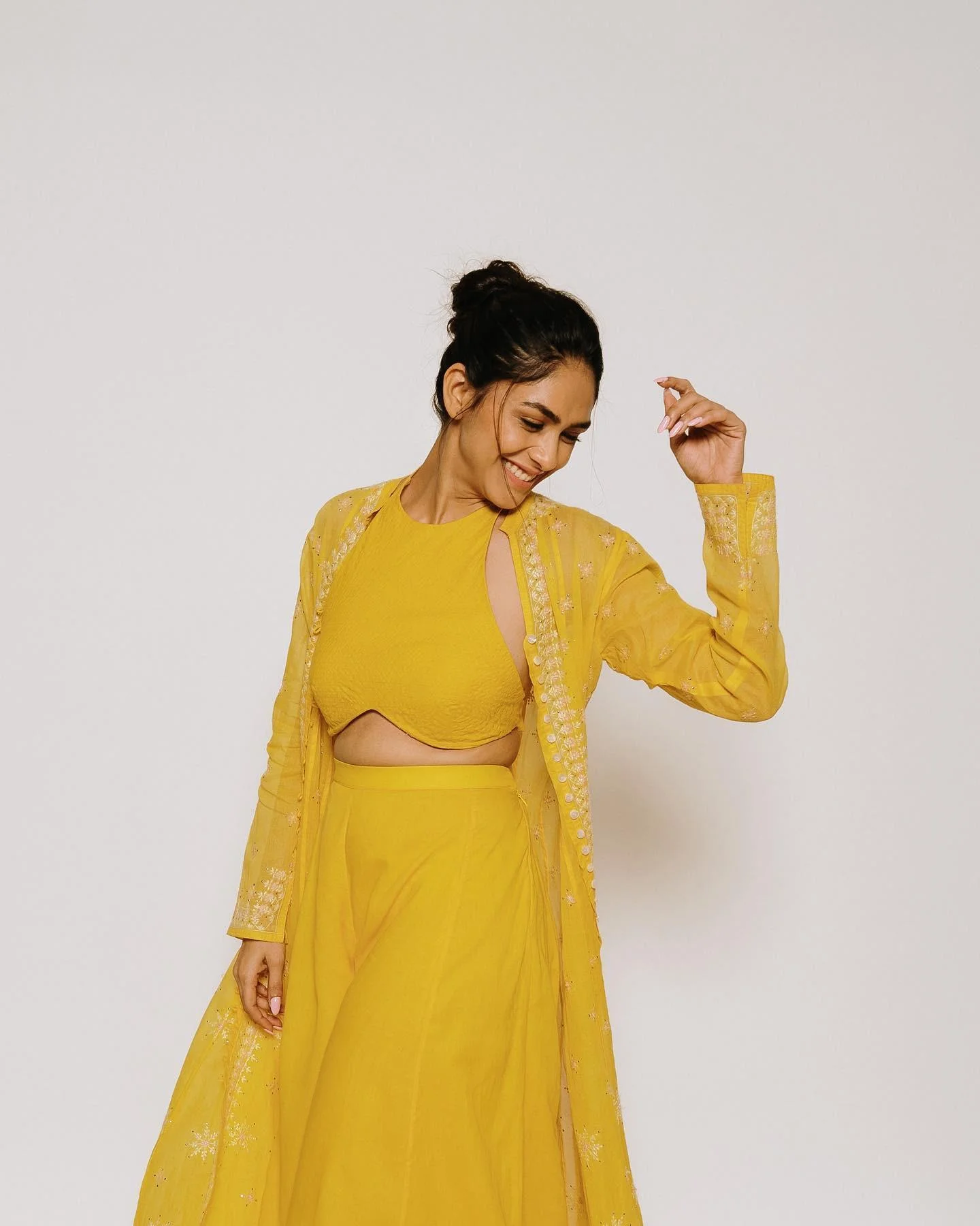 Mrunal Thakur in Yellow Traditional Outfit HD Picture