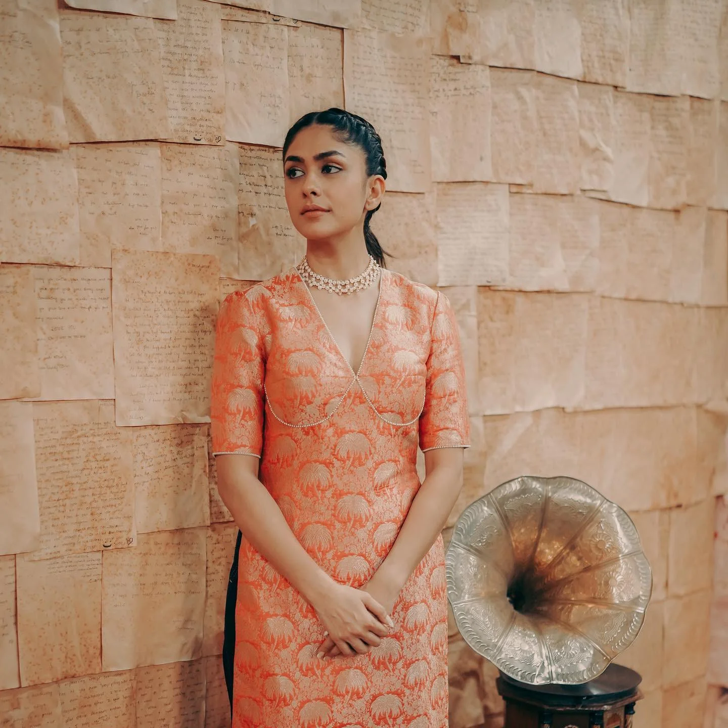 Mrunal Thakur Smiling in Peach Ethnic Dress HD Picture