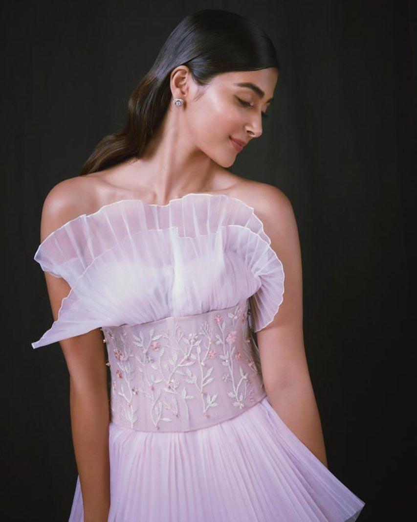 Elegant Evening Look of Pooja Hegde in Off Shoulder Dress