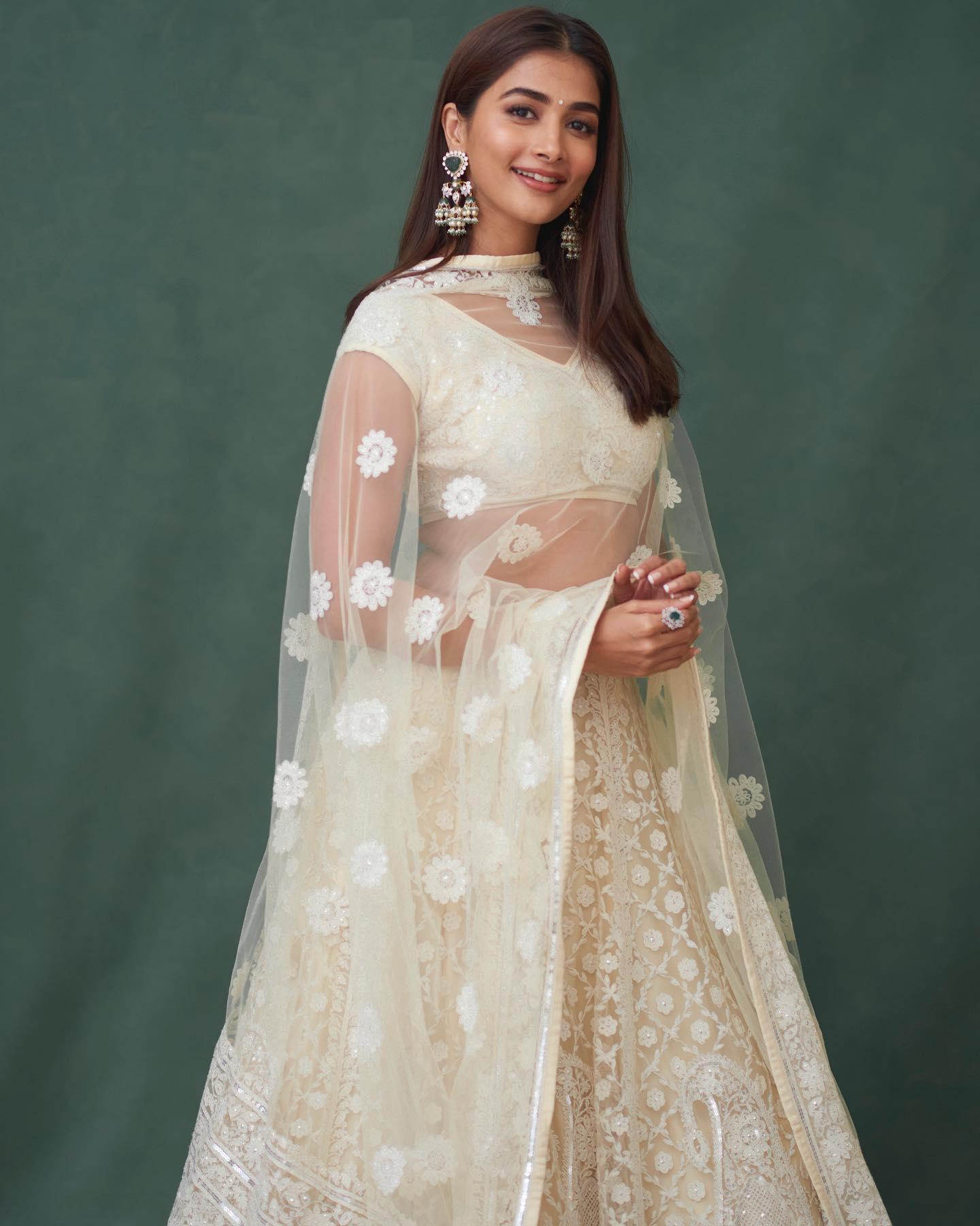 Graceful Pooja Hegde in Beautiful White Saree Wallpaper