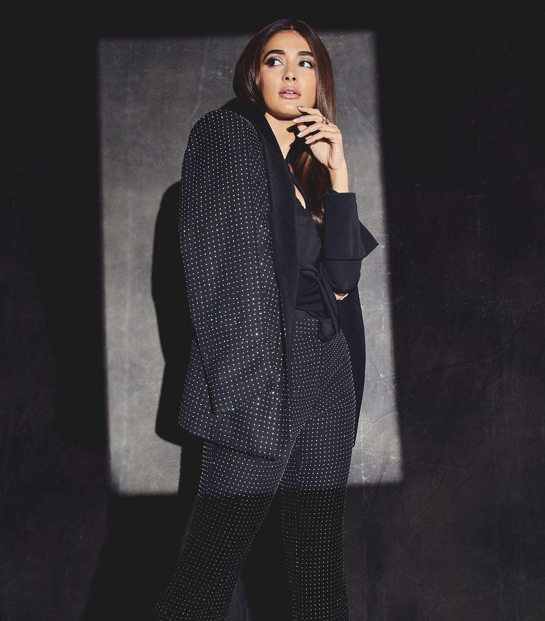Pooja Hegde Wearing Black Suit Looking Powerful Wallpaper