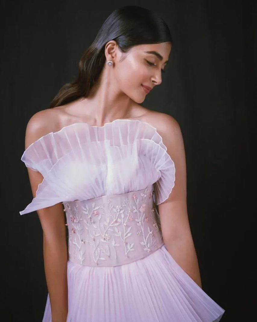 Elegant Evening Look of Pooja Hegde in Off Shoulder Dress