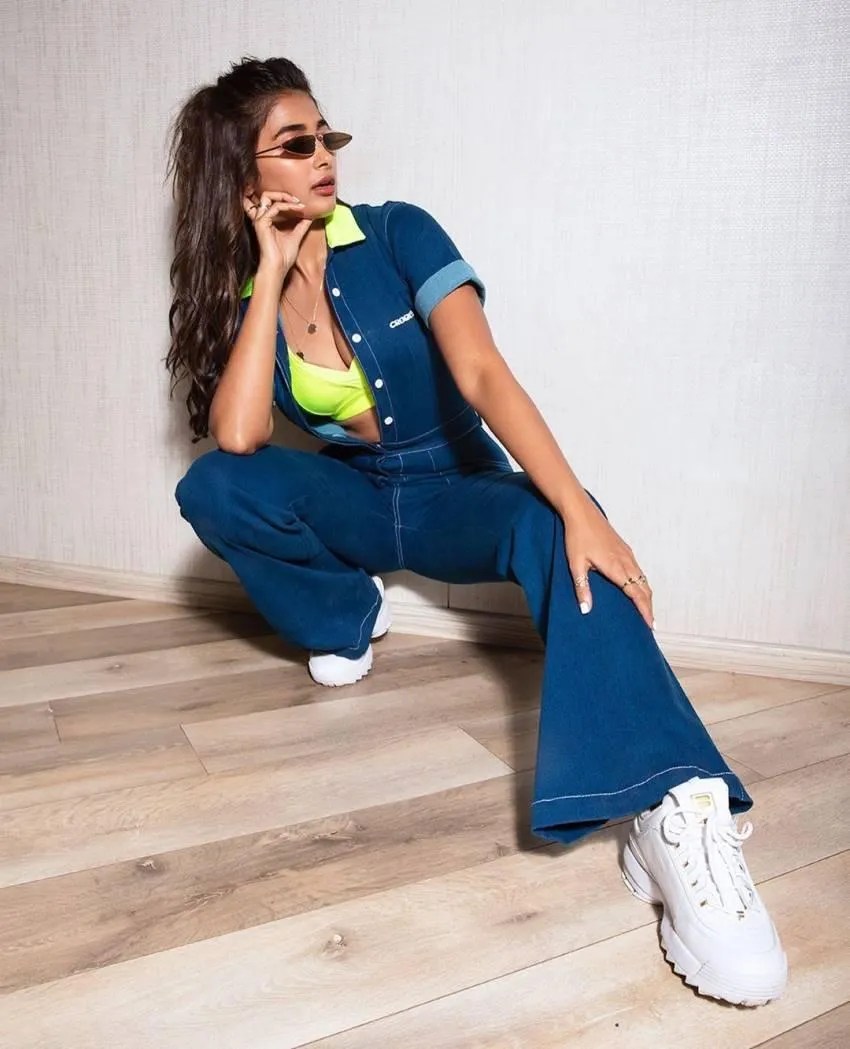 Funky Street Look of Pooja Hegde in Blue Jeans and Tee