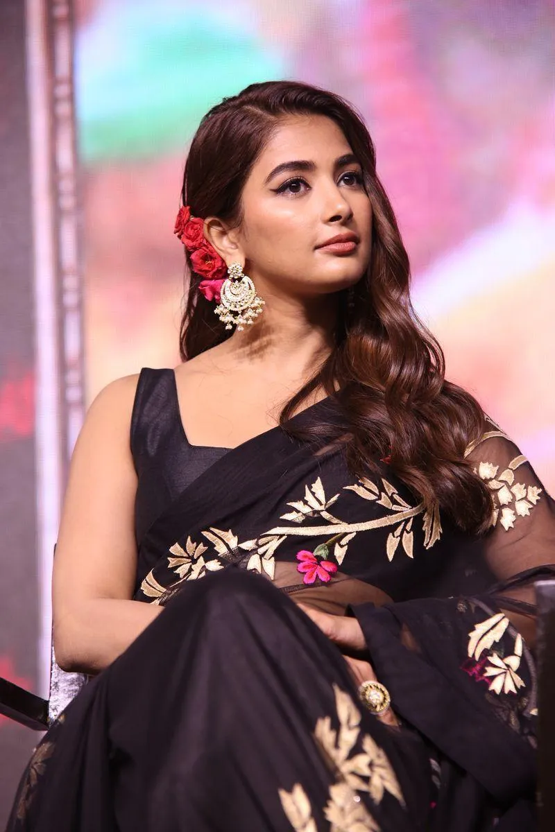 Pooja Hegde Dazzles in Black Saree with Floral Design