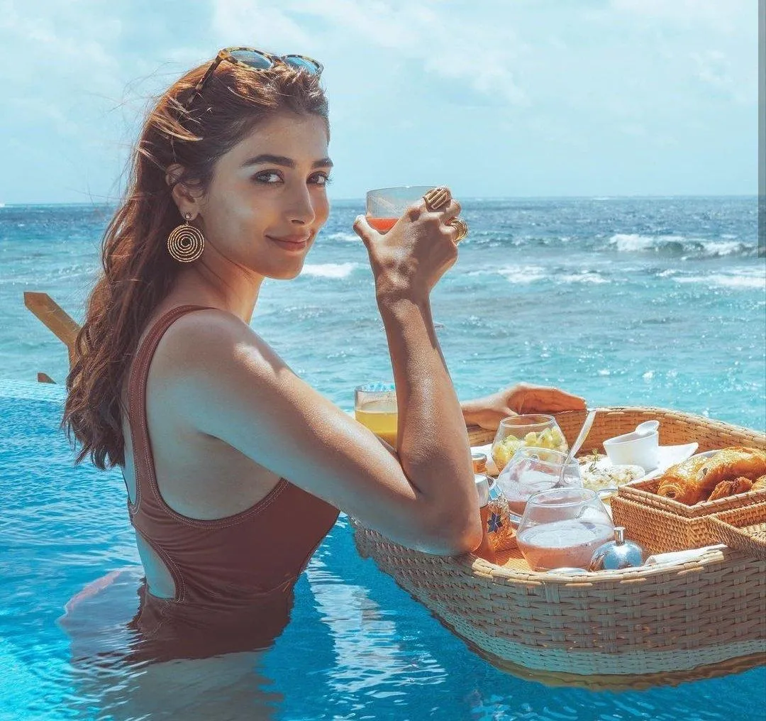 Pooja Hegde Enjoying Beachside Breakfast in Swimsuit