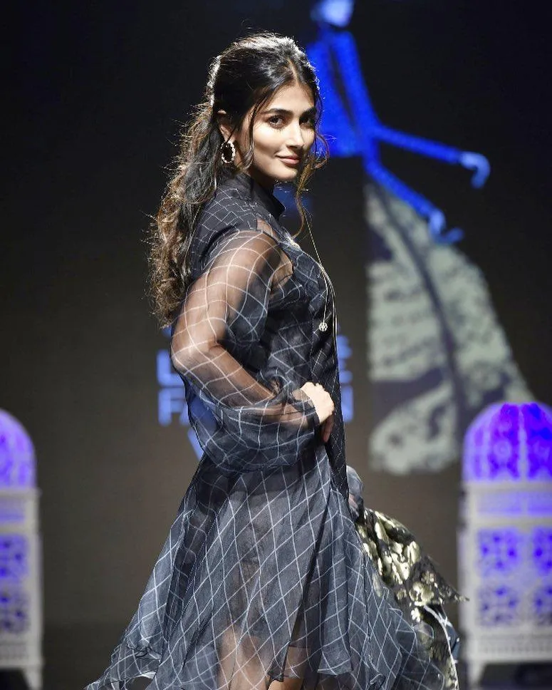 Pooja Hegde in Black Gown Walking on Fashion Show Ramp