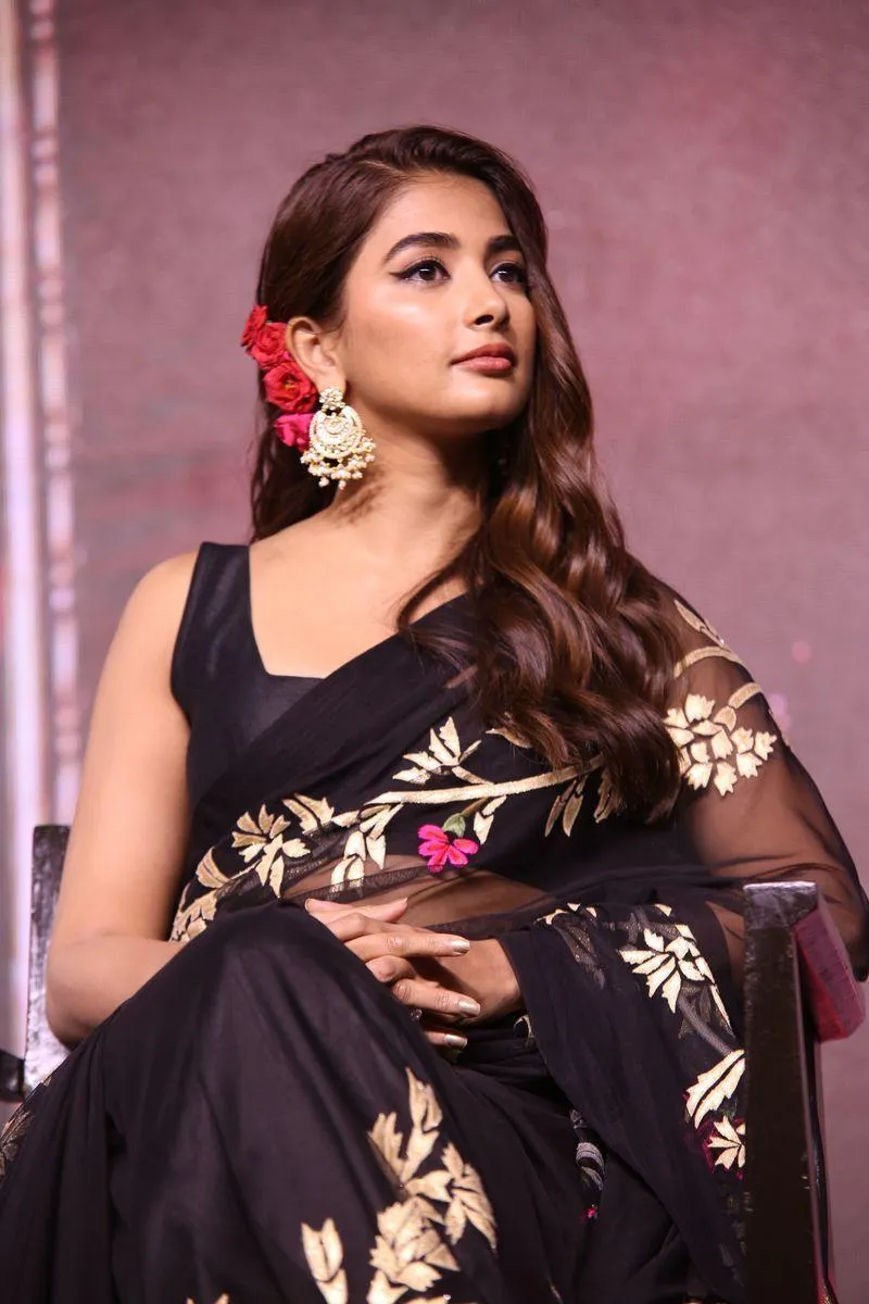 Pooja Hegde in Black Saree with Red Floral Embroidery