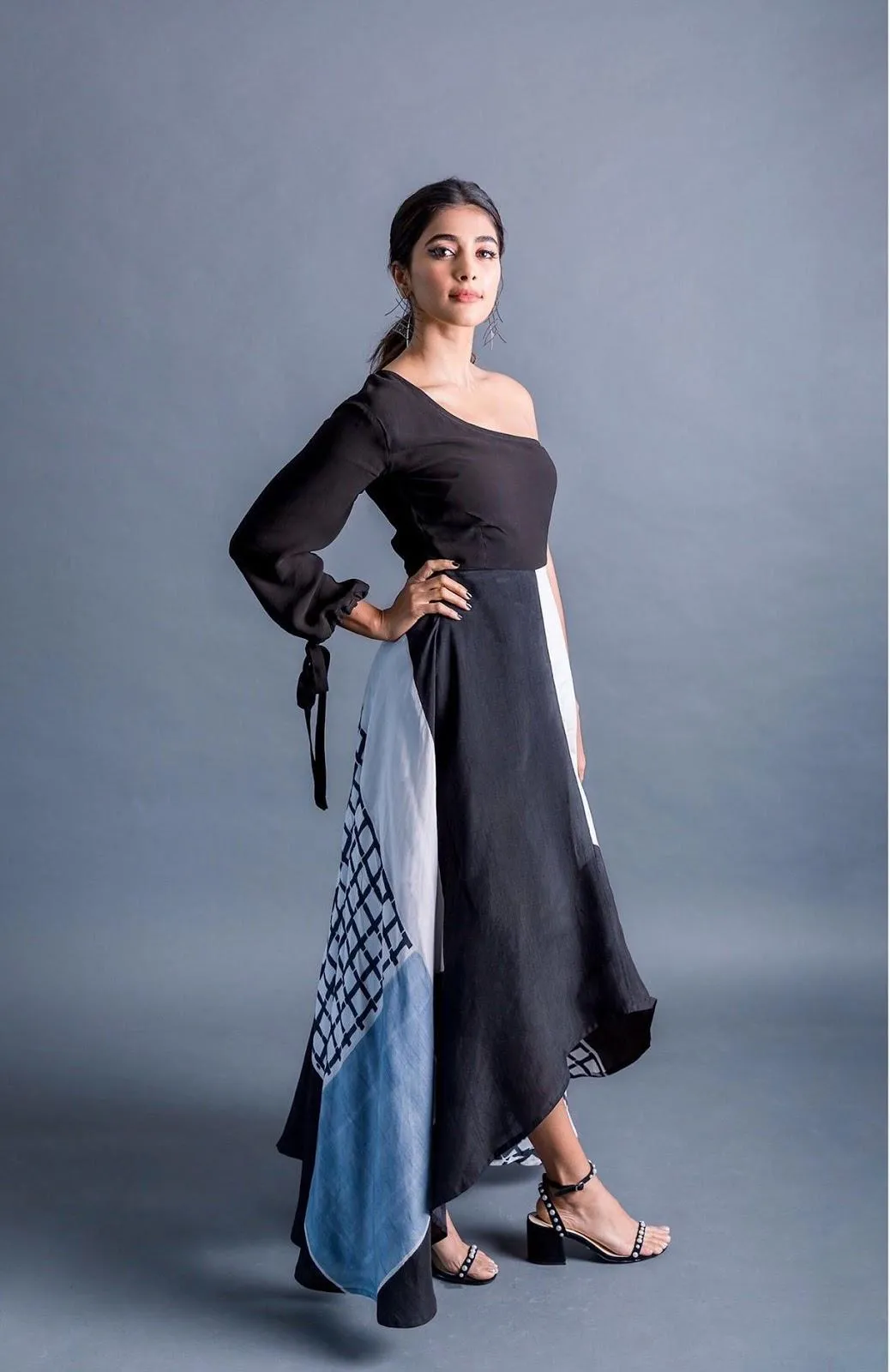 Pooja Hegde in Modern Fusion Saree with High Heels