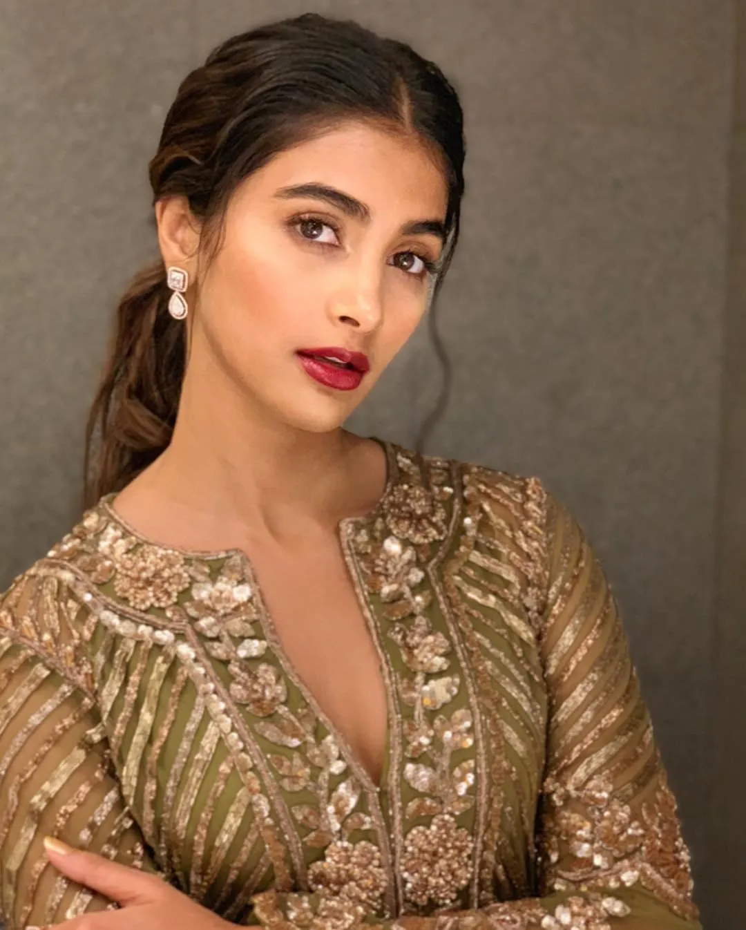 Pooja Hegde Wearing Golden Traditional Outfit Elegant