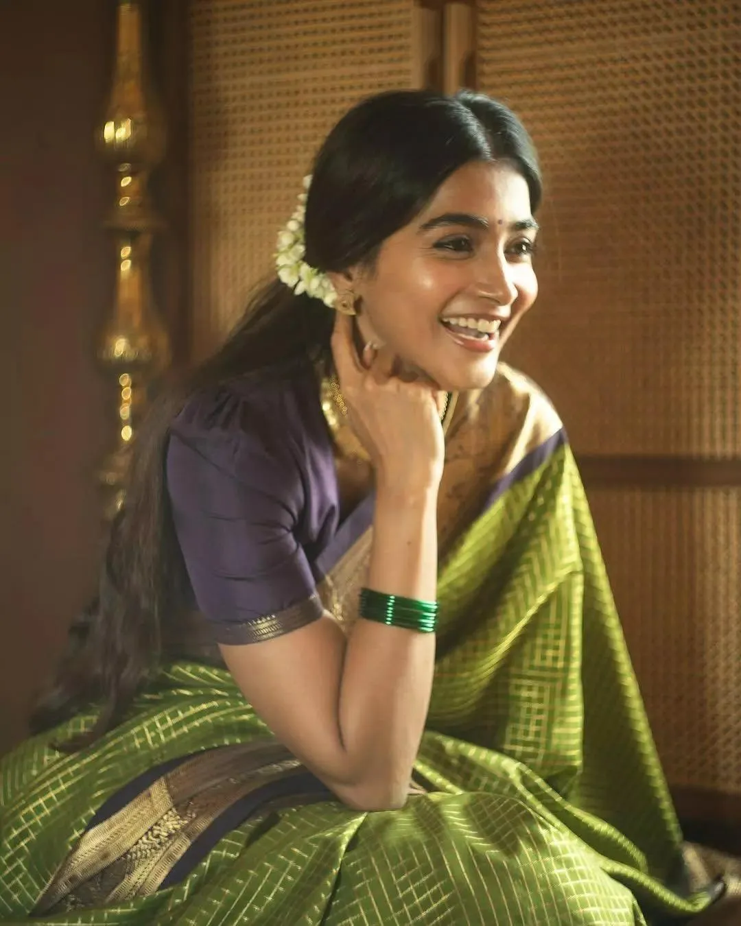 Traditional Beauty Pooja Hegde Wearing Green Saree Image