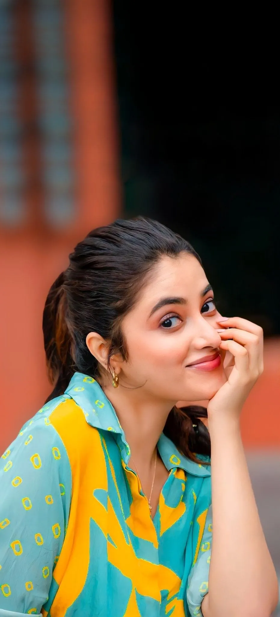 Casual candid Priyanka Arul Mohan in blue and yellow Outfit