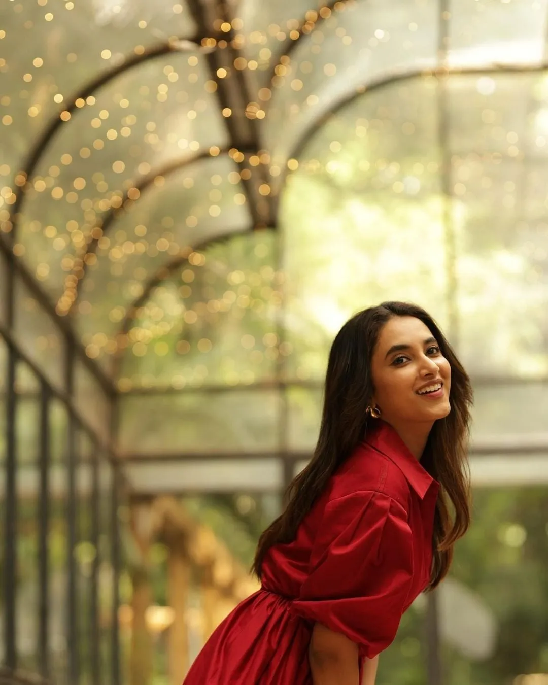 Charming Priyanka Arul Mohan in Red Ethnic Outfit Wallpaper