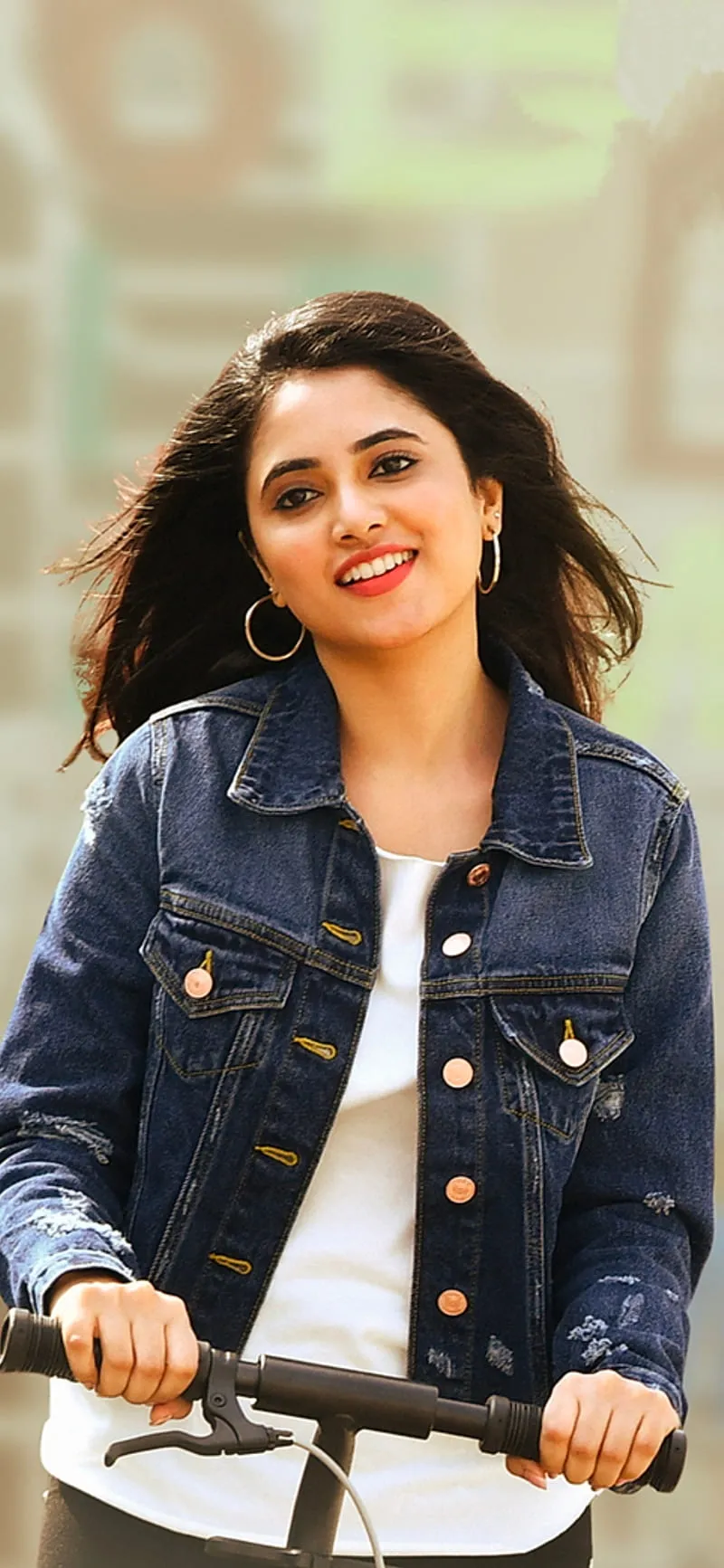 Cheerful Street Look of Priyanka Arul Mohan in Denim image