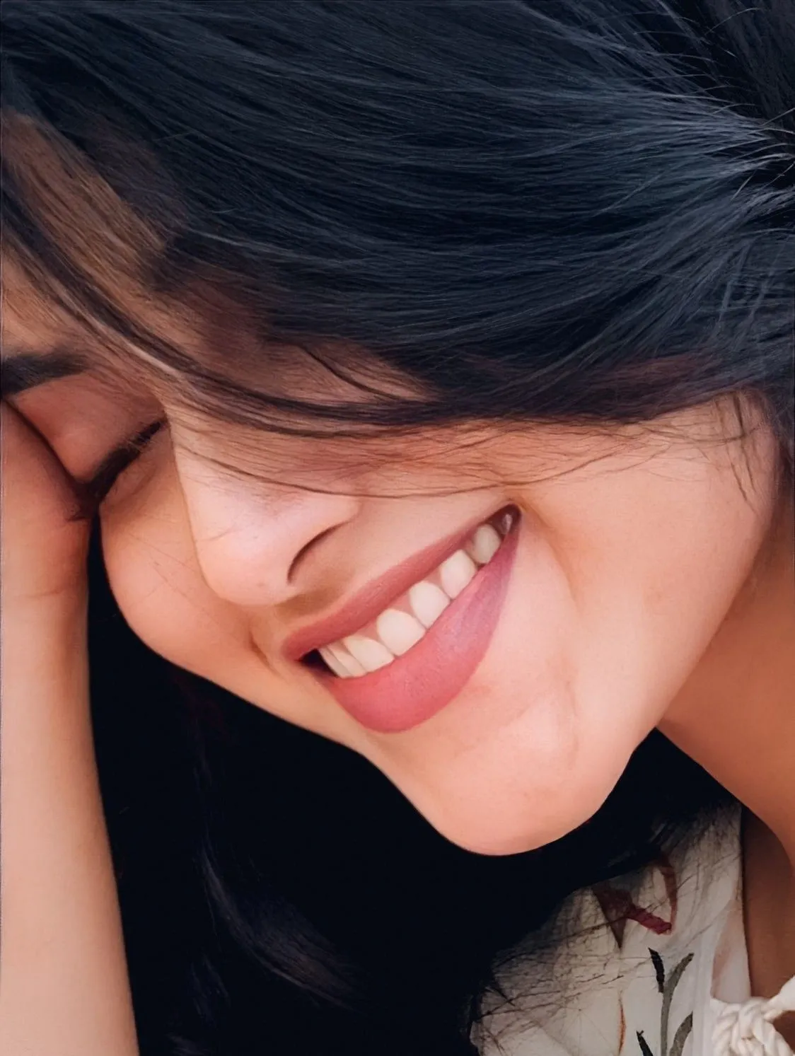 Close Up Image of Priyanka Mohan with Eyes Closed And Smile