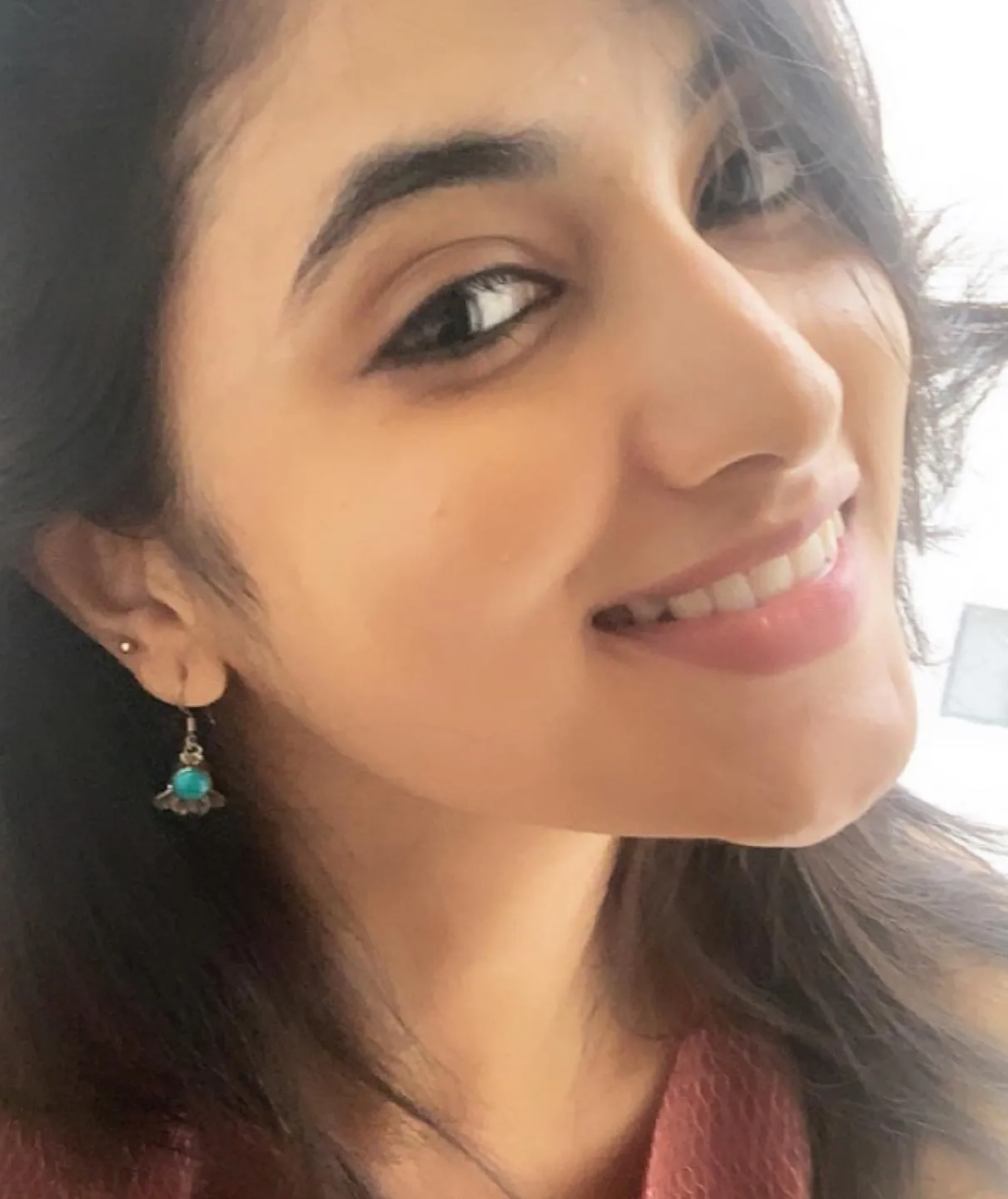 Closeup Smiling Portrait of Priyanka Arul Mohan Wallpaper