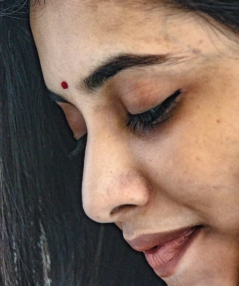 Face Close Up of Priyanka Mohan Looking Down Pose Wallpaper
