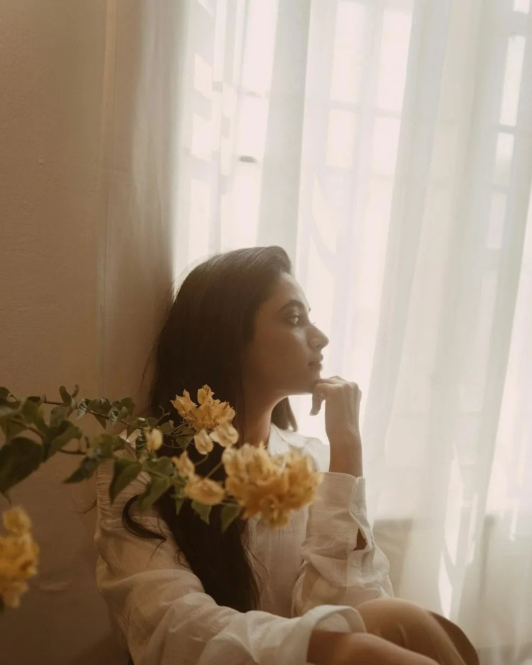 Graceful Priyanka Arul Mohan Sitting Near Window image HD