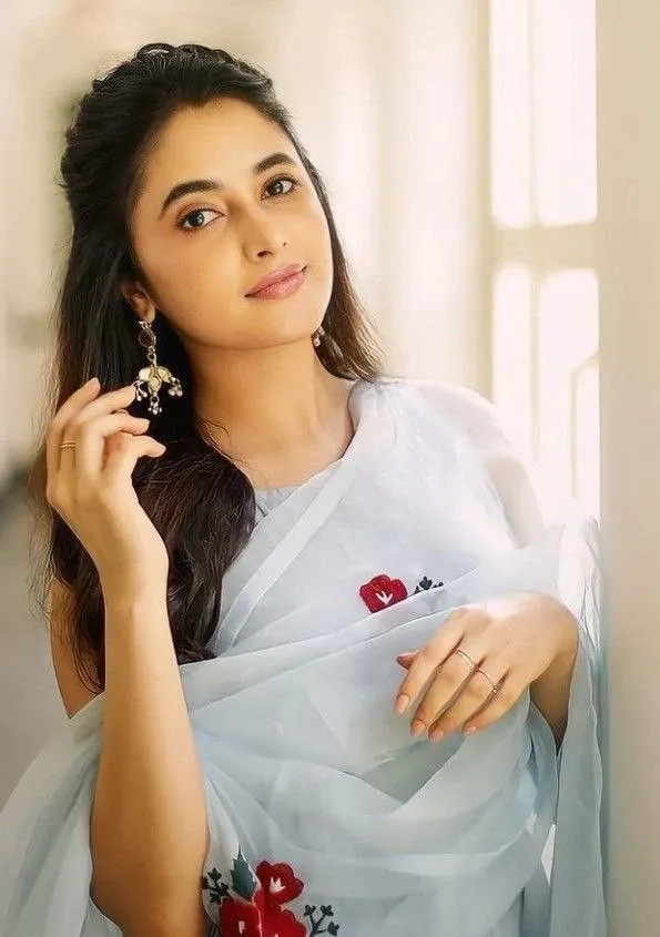 Priyanka Arul Mohan Elegant Look with Light Blue Outfit