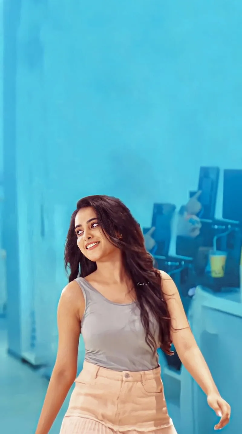Priyanka Arul Mohan in Happy and Casual Blue Dress image