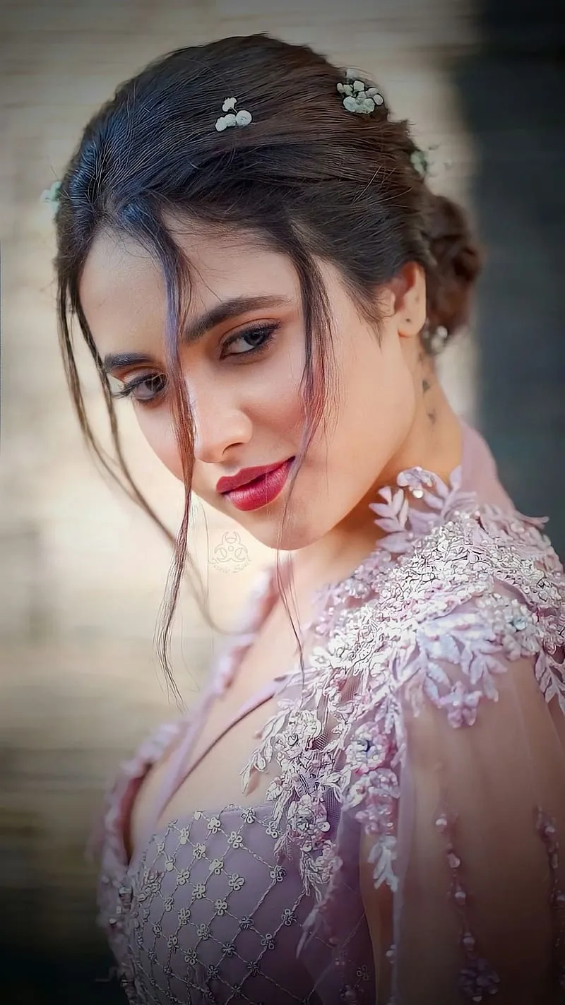 Priyanka in detailed lace dress with soft makeup look HD