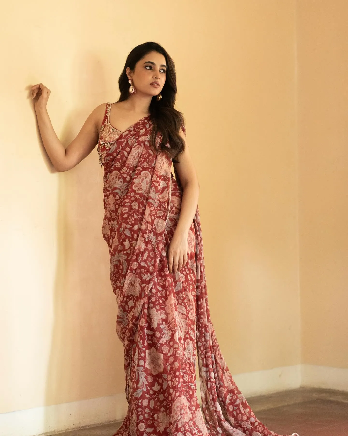 Priyanka Mohan in Elegant Style in Printed Saree Photos