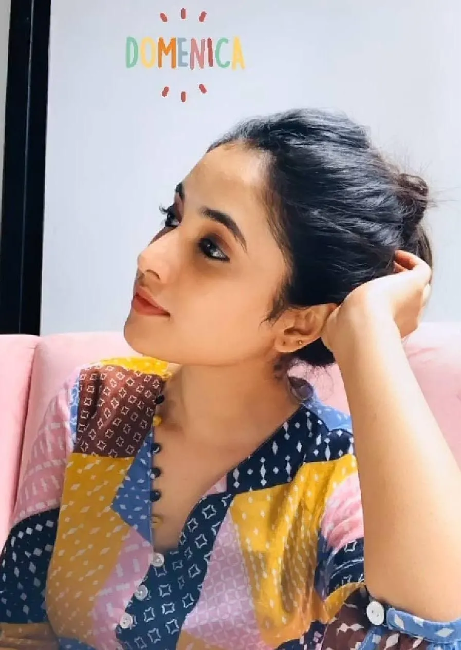 Relaxed Priyanka Arul Mohan looking away in casual Outfit
