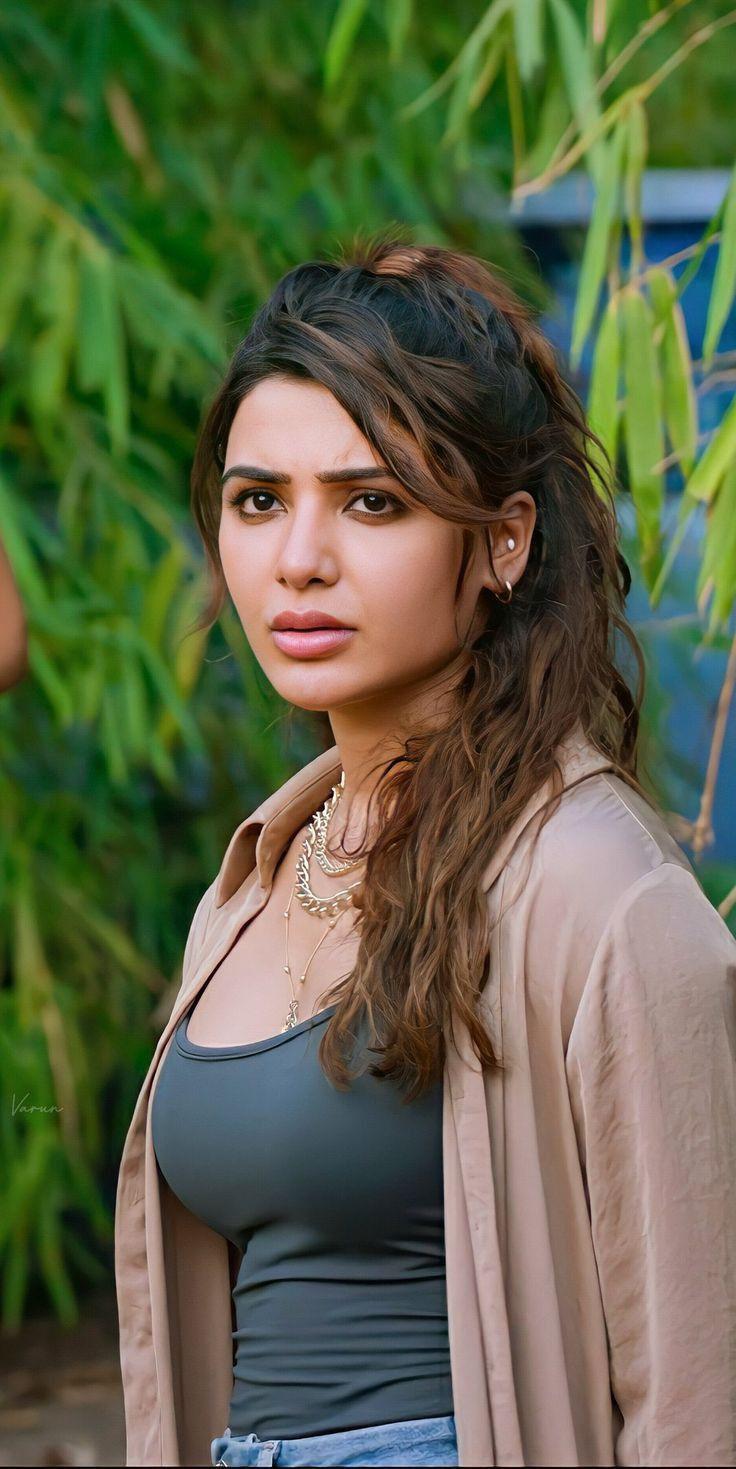 Samantha Glowing Skin with Cute Reaction