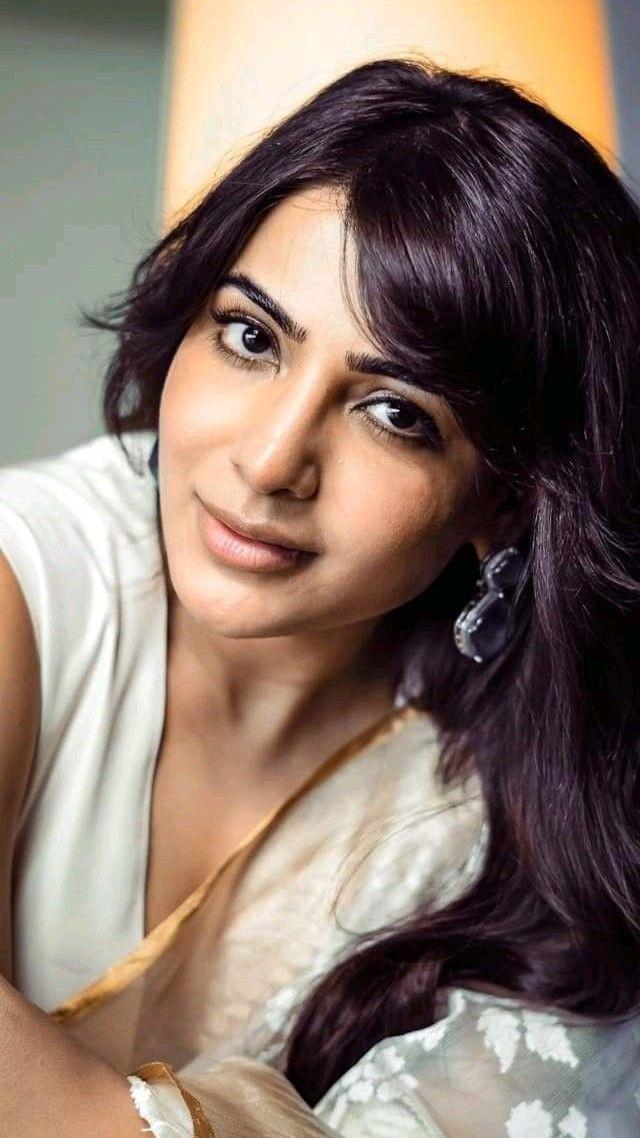 Samantha gorgeous look in White Dress