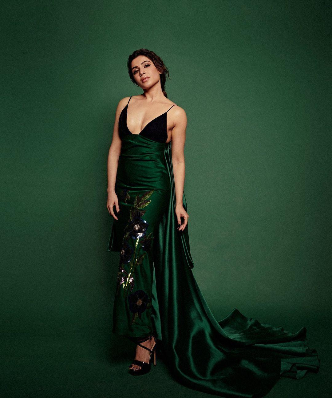 Samantha Hot in Green Dress Hd Wallpaper