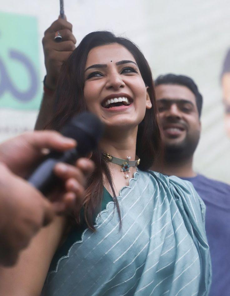 Samantha in Press Meet Hd Photo