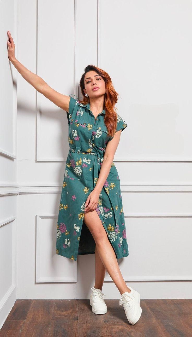 Samantha Royal Dress HD Wallpaper