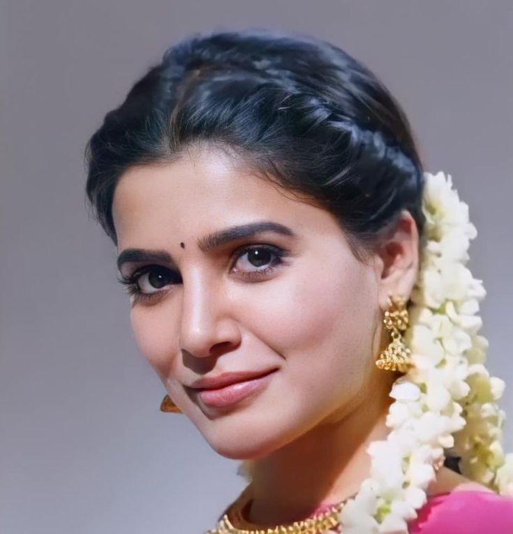 Samantha stylish looks In Saree Hd Wallpaper